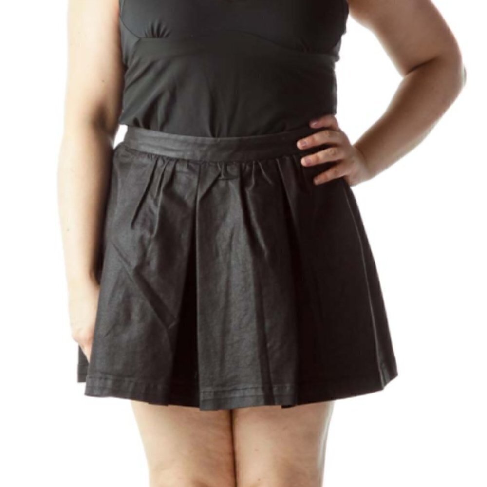 BCBGeneration Black Pleated Flared Skirt